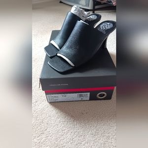 Vince Camuto Arlinala sandals